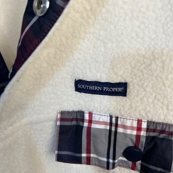 Southern Proper mens fleece pullover with plaid detail. Oversized size small. - Picture 3 of 9